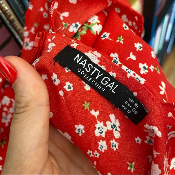 Cute Floral Ruffle Dress - Picture 5 of 5